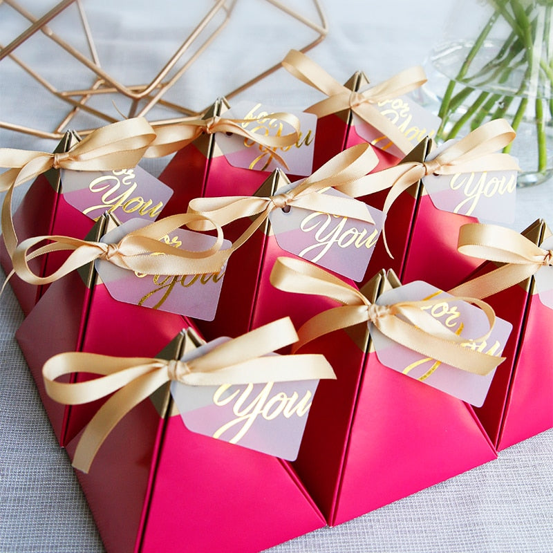 Rose Red Triangular Pyramid Style Candy Box Wedding Favors Party Supplies Paper Gift Boxes with THANKS Card Chocolate Box