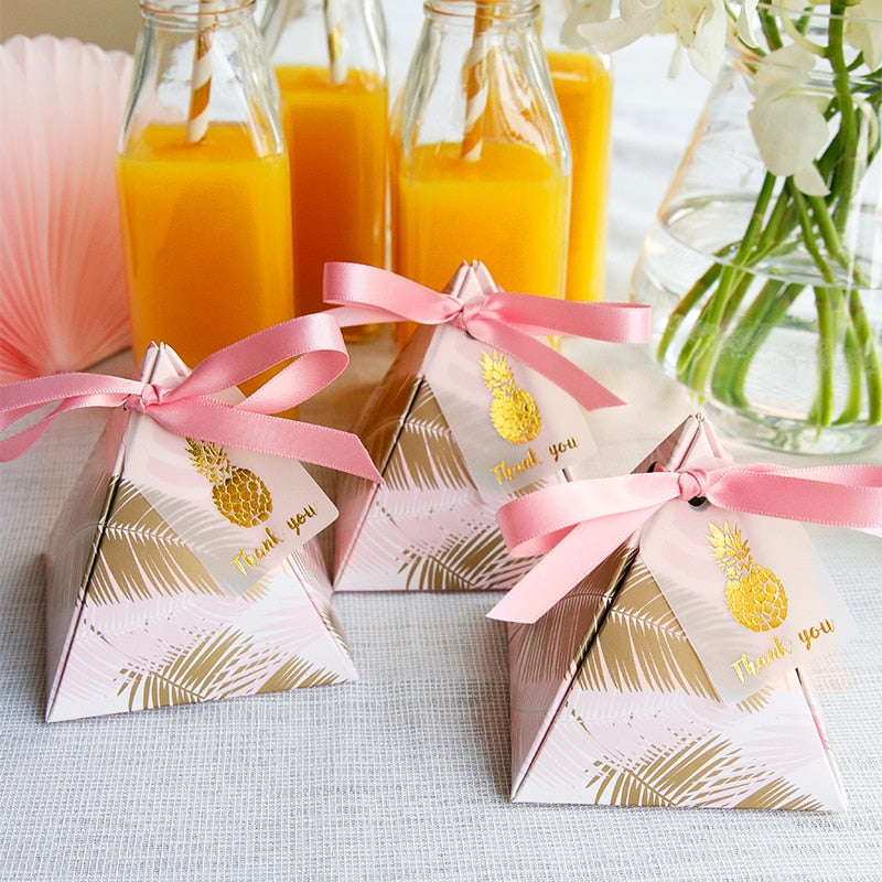 20 50pcs Triangular Pyramid Wedding Favors Supplies Leaves Candy Boxes with Thanks Card Gift Box Party Packaging Chocolate Box