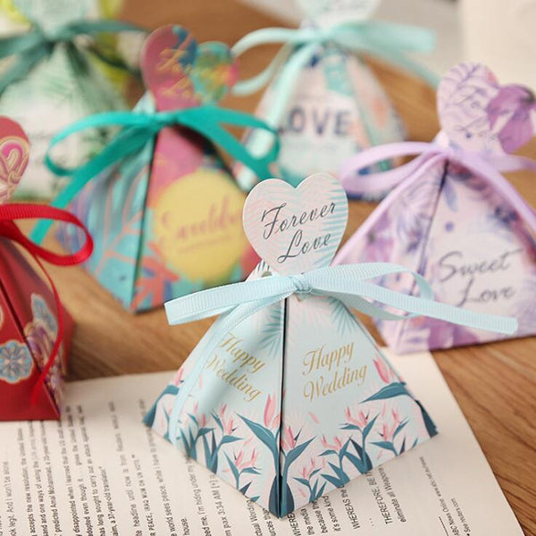 100pcs Triangular Pyramid Wedding Favors Supplies Leaves Candy Boxes with Thanks Card Gift Box Party Packaging Chocolate Box