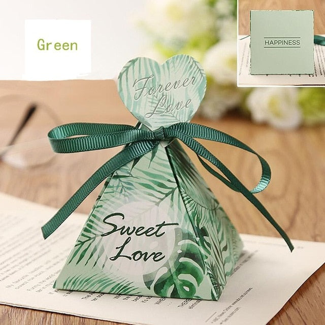 100pcs Triangular Pyramid Wedding Favors Supplies Leaves Candy Boxes with Thanks Card Gift Box Party Packaging Chocolate Box